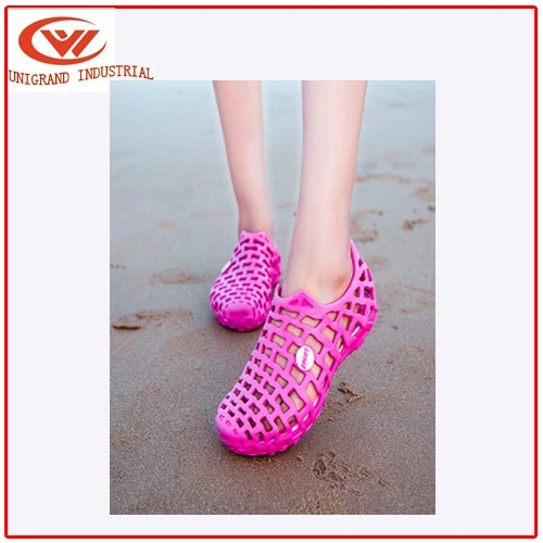 Summer Beach Fashion Design EVA Clogs